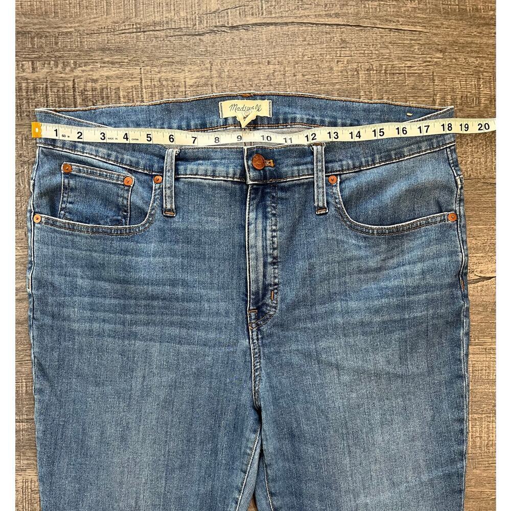 Madewell Women's Cali Demi-Boot Cut Jeans, Size 33, Style #K7978 - Picture 8 of 11